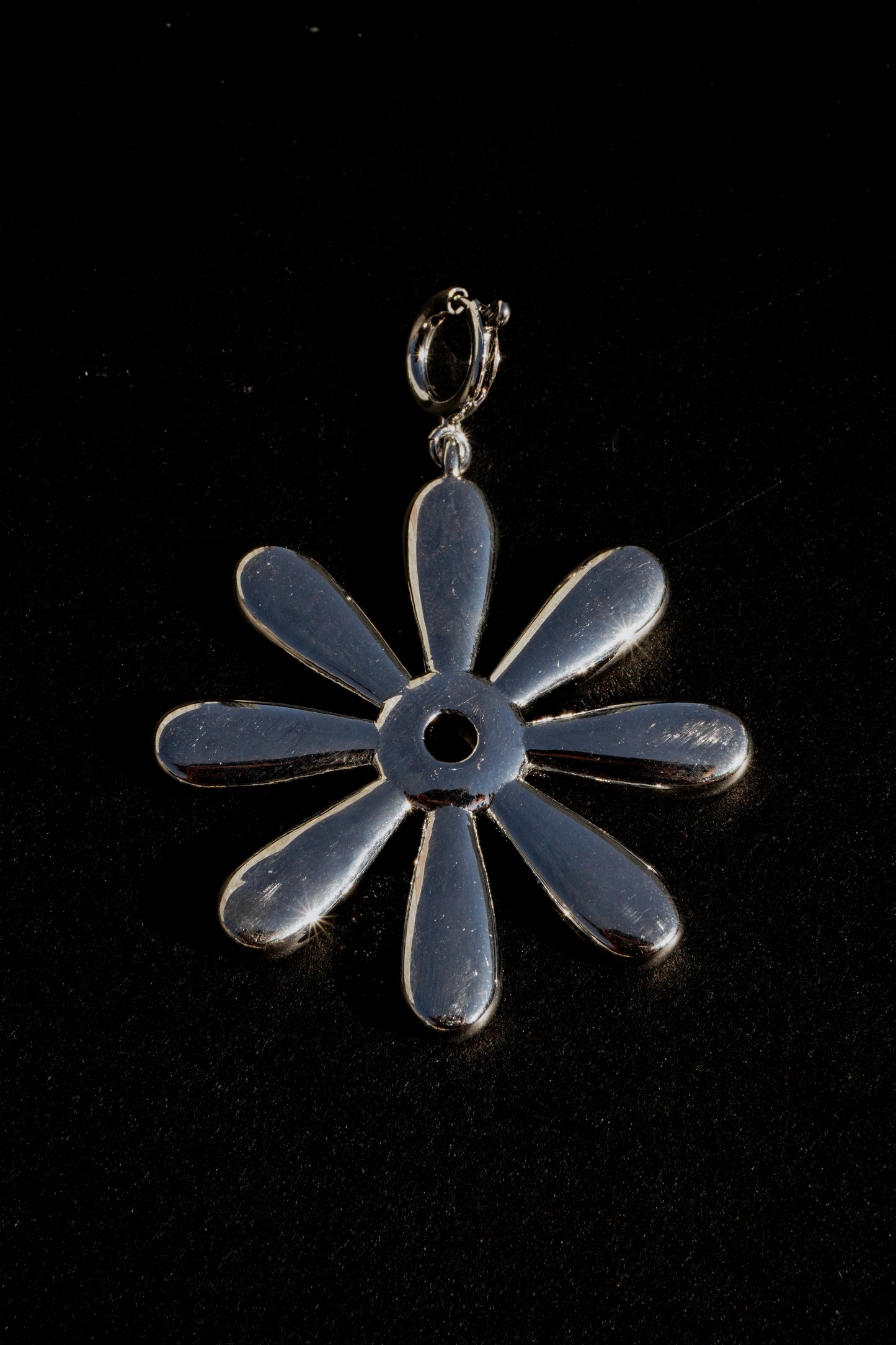 Daisy Pendant